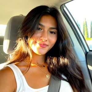 Meet your Posher, Dora